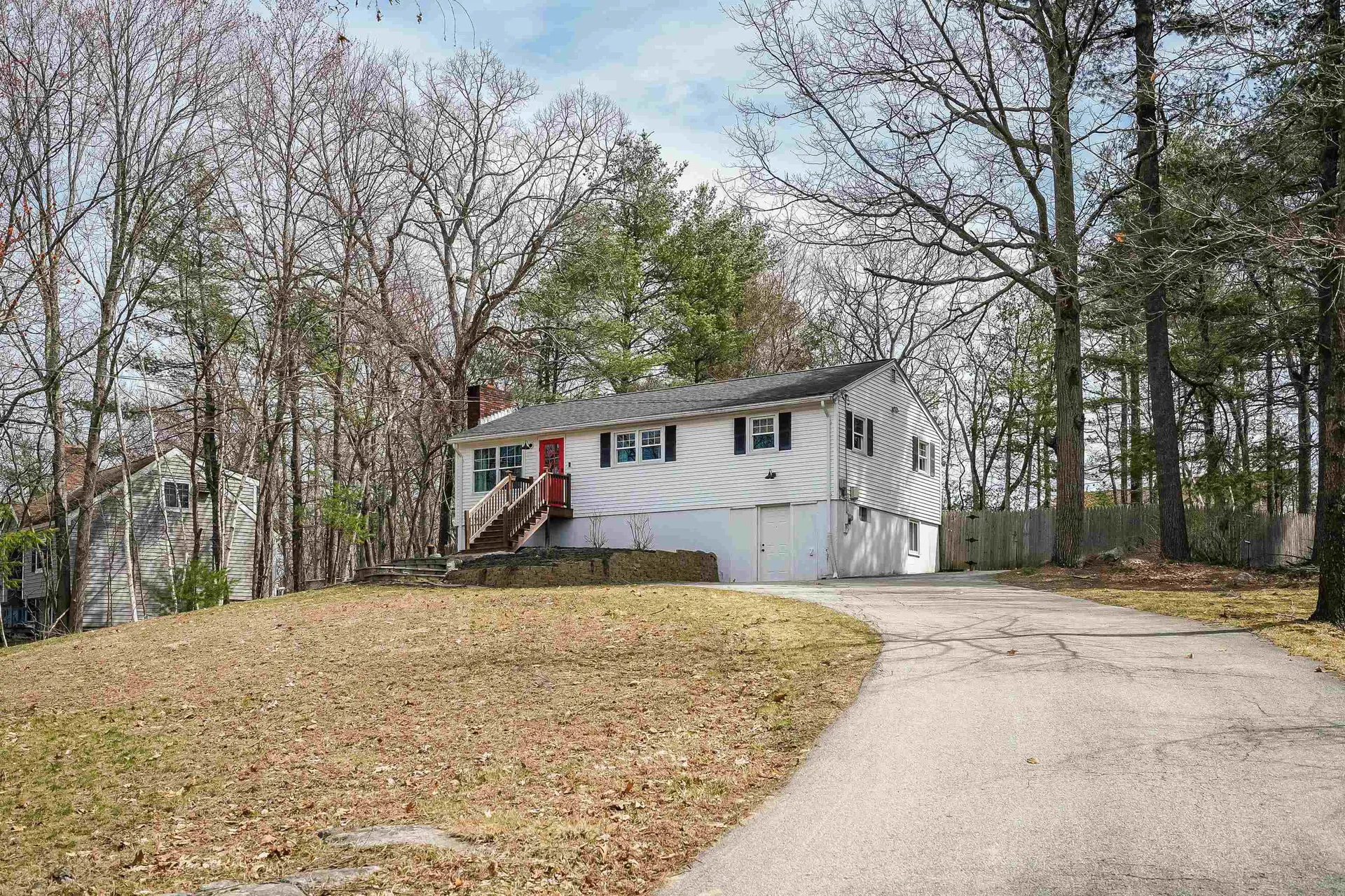 6 Diana Road Derry NH 03038