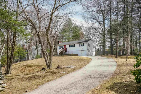 6 Diana Road Derry NH 03038