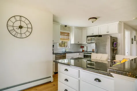 6 Diana Road Derry NH 03038