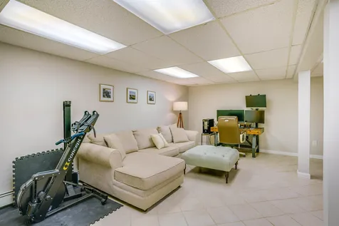 6 Diana Road Derry NH 03038