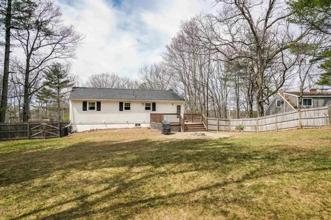 6 Diana Road Derry NH 03038