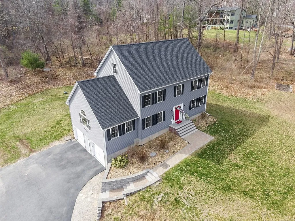 28 Marblehead Road Windham NH 03087