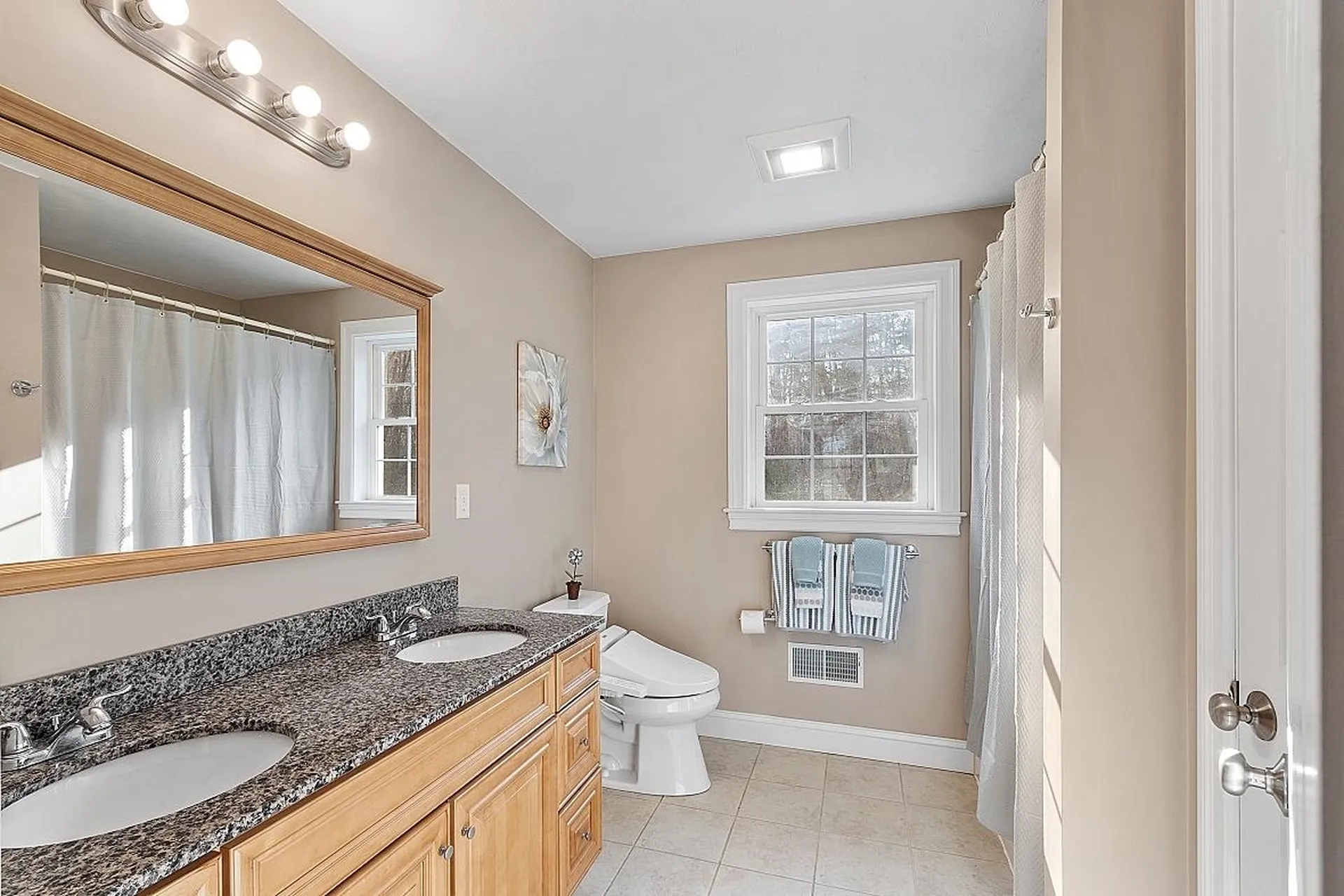 28 Marblehead Road Windham NH 03087