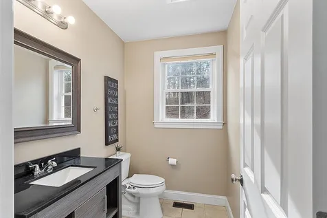 28 Marblehead Road Windham NH 03087