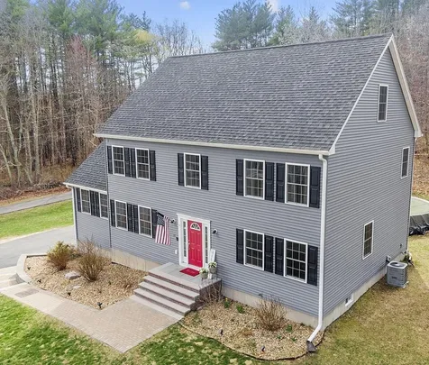 28 Marblehead Road Windham NH 03087
