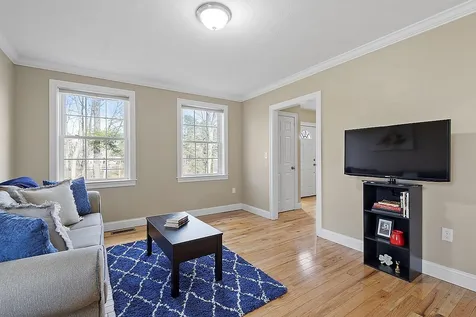 28 Marblehead Road Windham NH 03087
