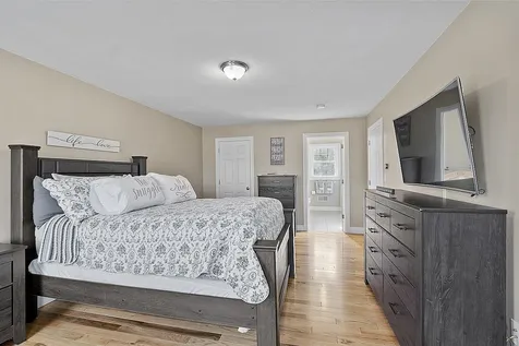 28 Marblehead Road Windham NH 03087