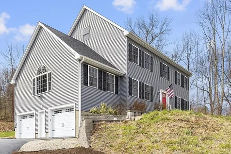 28 Marblehead Road Windham NH 03087