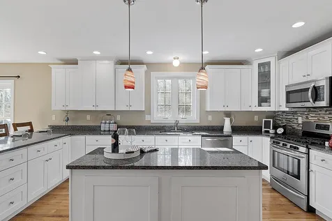 28 Marblehead Road Windham NH 03087