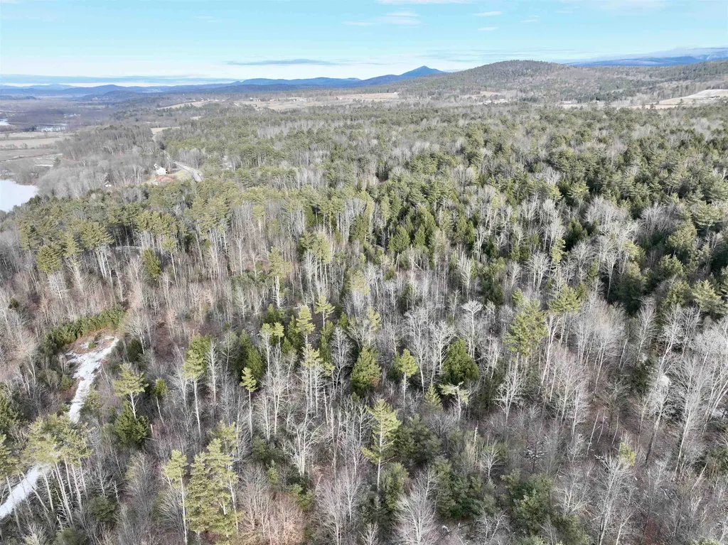00 River Road Piermont NH 03779