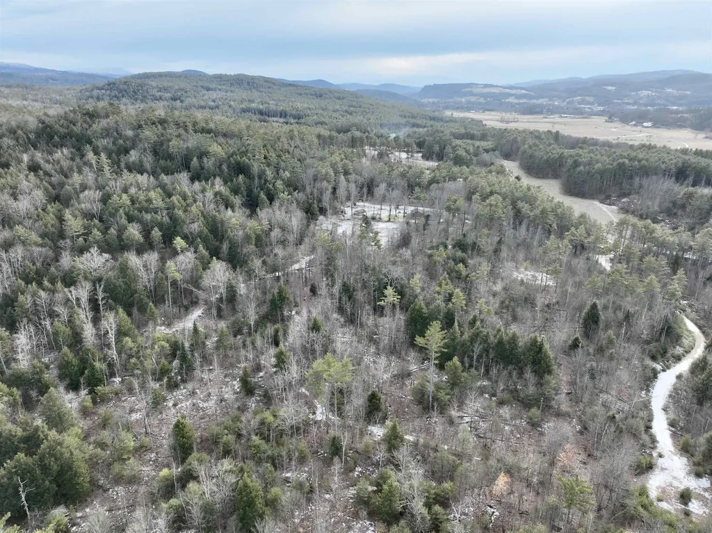 00 River Road Piermont NH 03779
