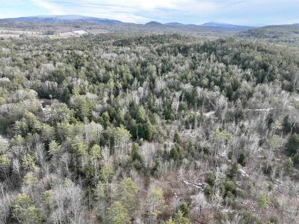 00 River Road Piermont NH 03779