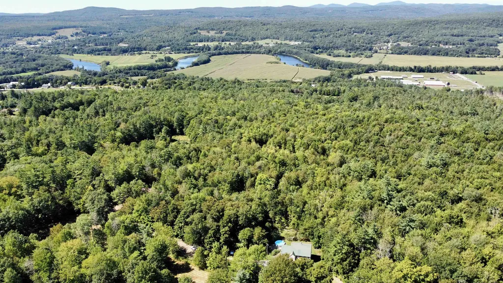 00 River Road Piermont NH 03779