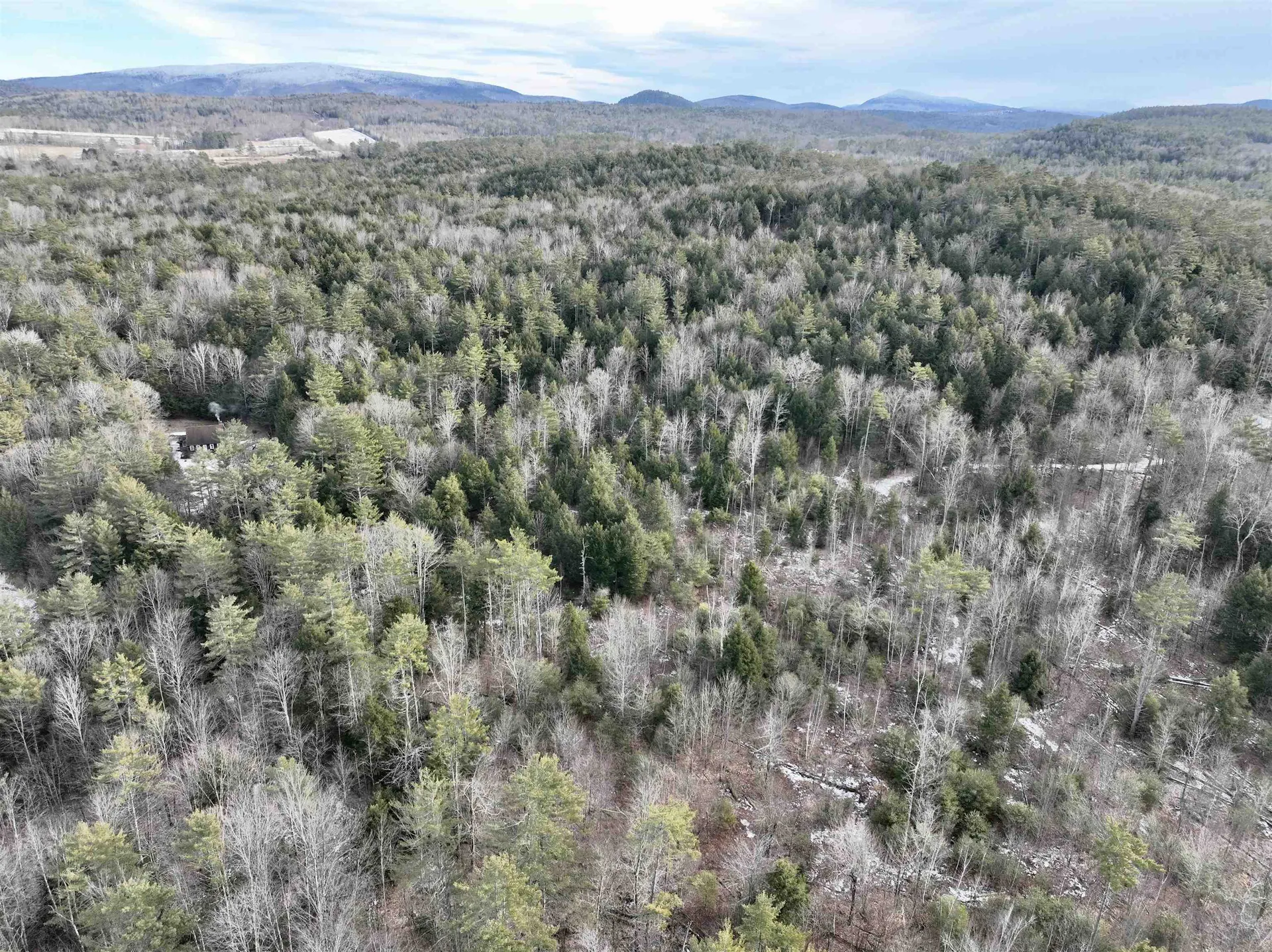 00 River Road Piermont NH 03779