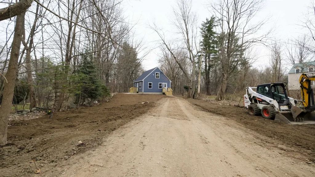 46 Pleasant Street Danville NH 03819