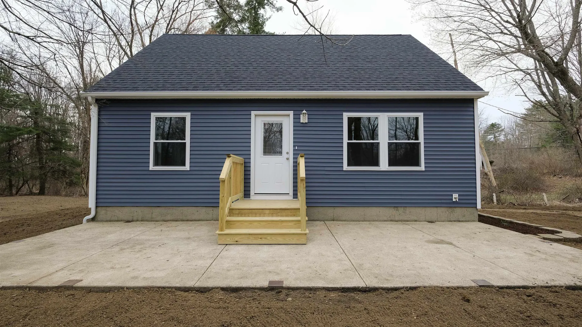 46 Pleasant Street Danville NH 03819