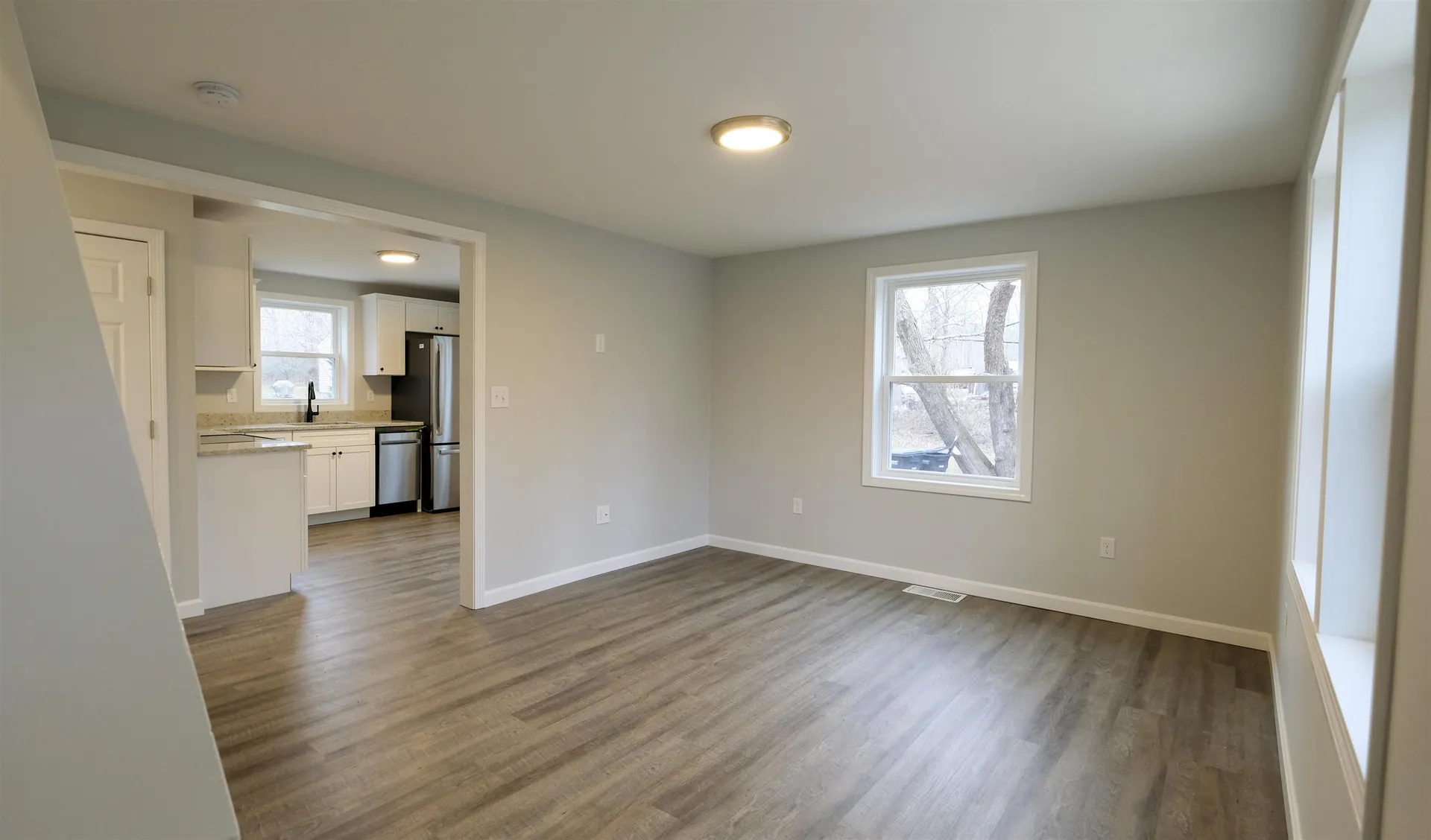 46 Pleasant Street Danville NH 03819