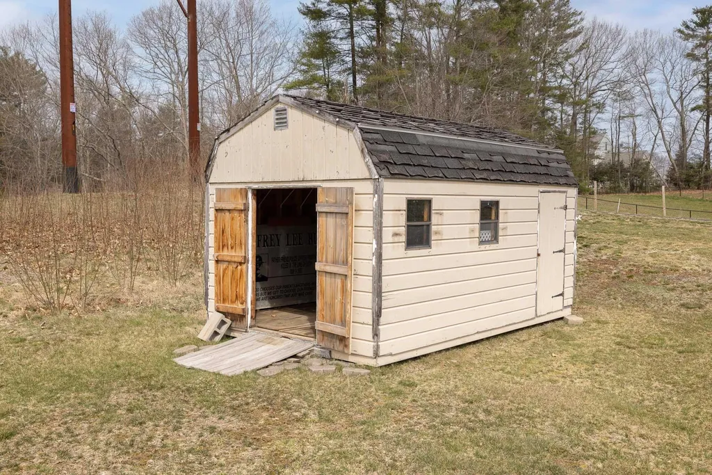 55 Danielle Lane Dover NH 03820