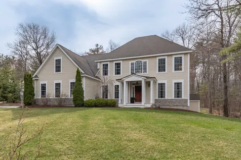 102 Long Hill Road Hollis NH 03049