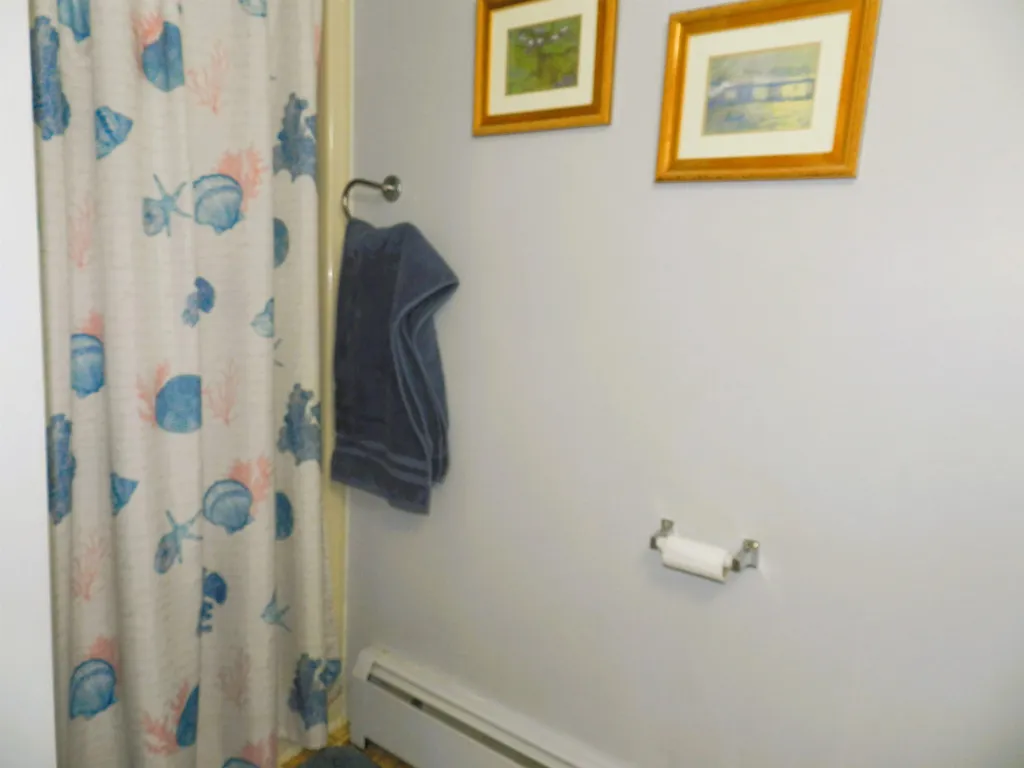 17 Donald Street Hooksett NH 03106