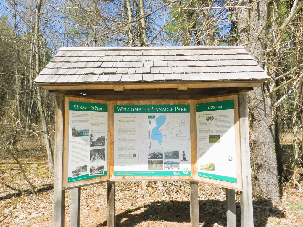 17 Donald Street Hooksett NH 03106