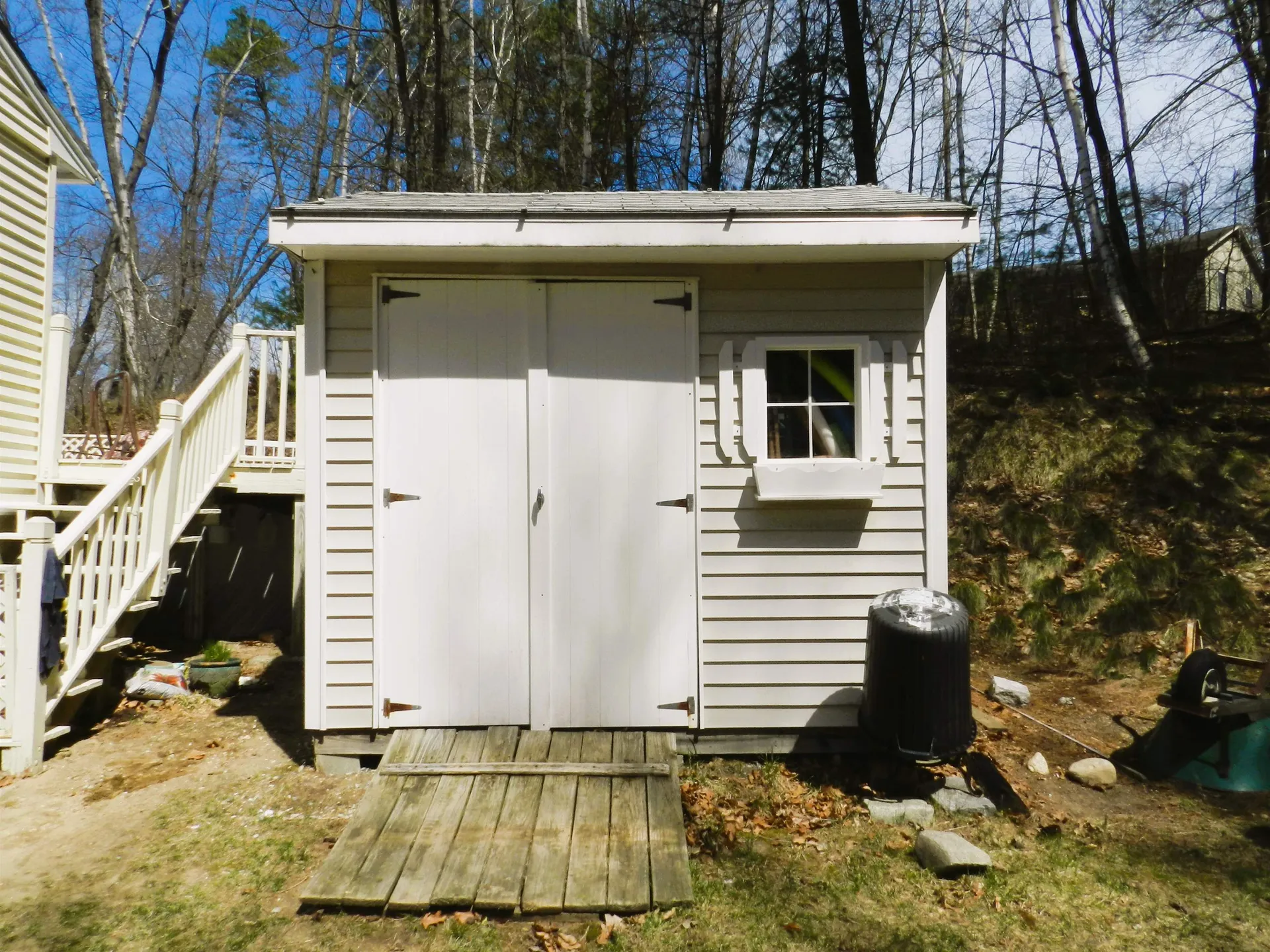 17 Donald Street Hooksett NH 03106
