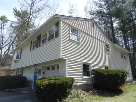 17 Donald Street Hooksett NH 03106