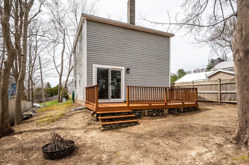 15 Woodworth Avenue Portsmouth NH 03801