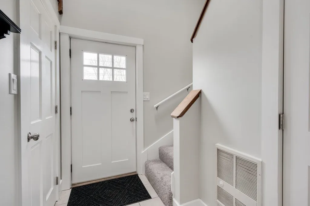 15 Woodworth Avenue Portsmouth NH 03801