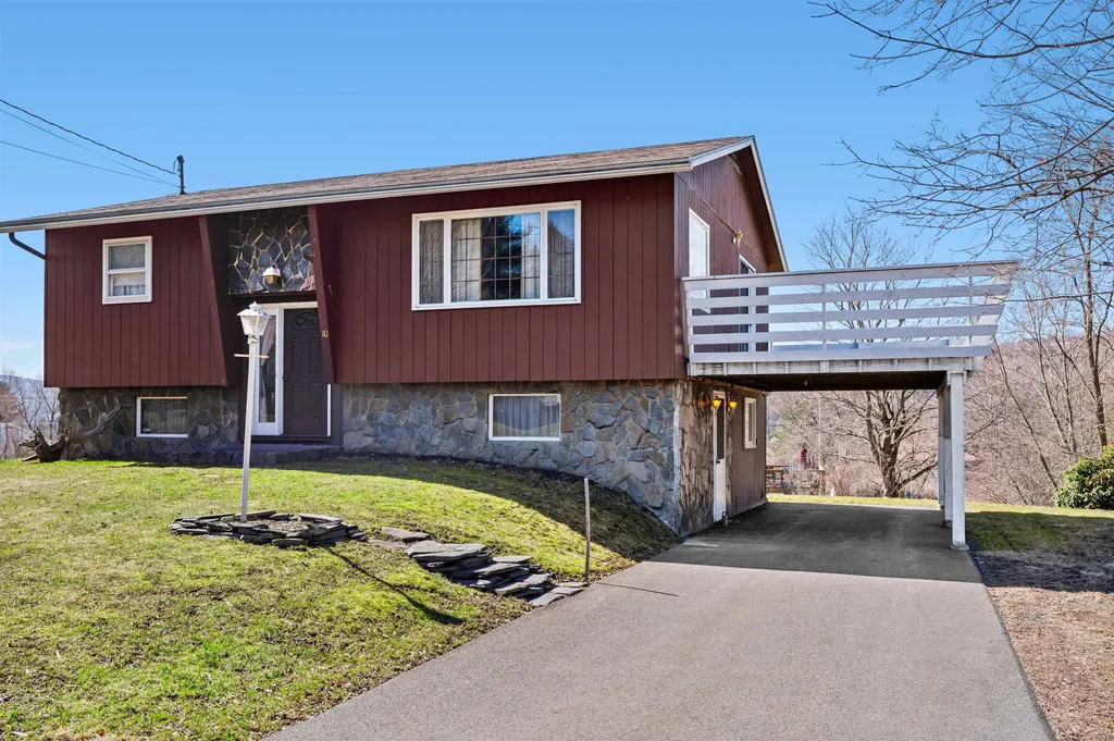 10 Ledge Drive Barre Town VT 05641