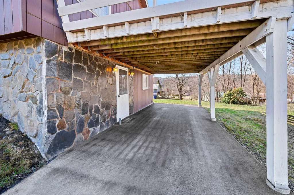 10 Ledge Drive Barre Town VT 05641