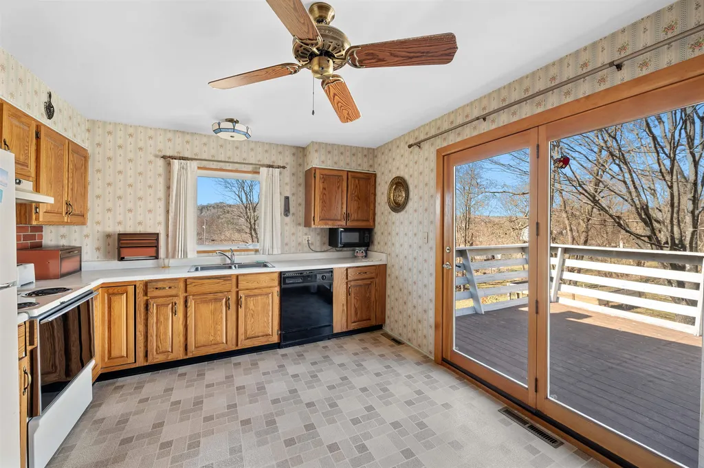 10 Ledge Drive Barre Town VT 05641