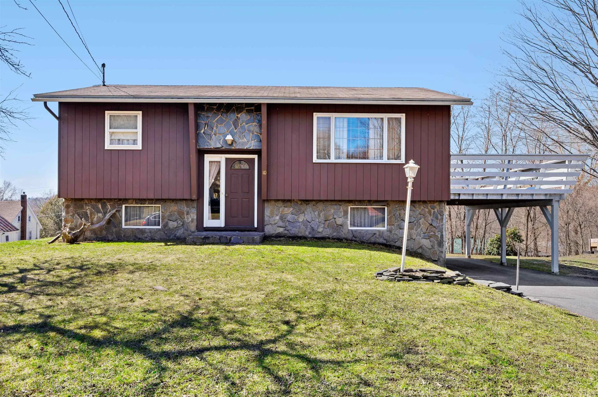 10 Ledge Drive Barre Town VT 05641