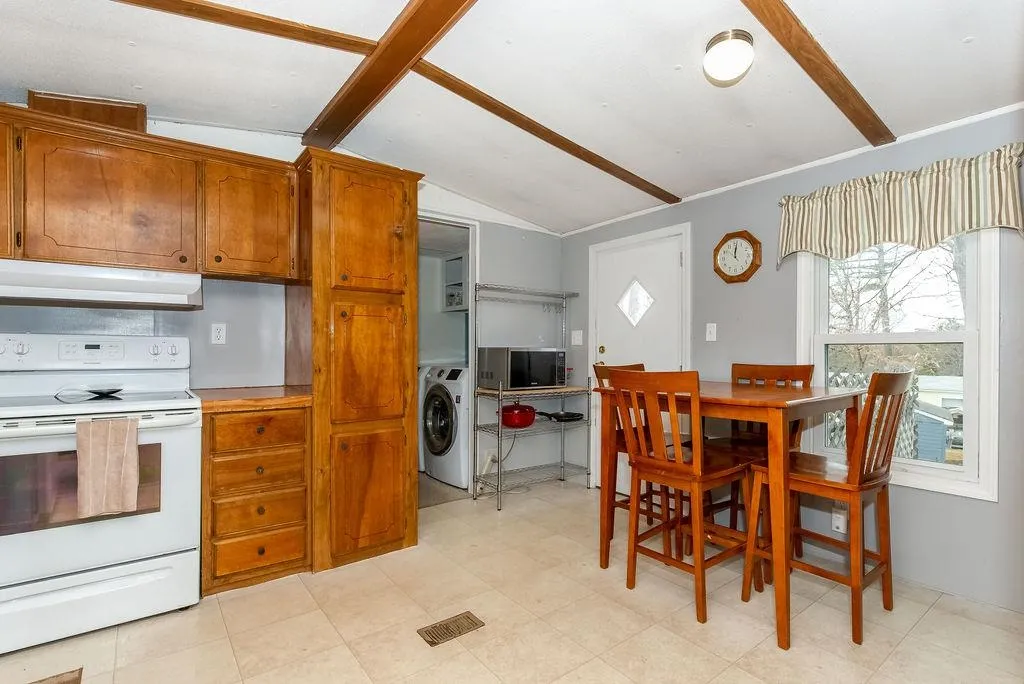 8 North Dewberry Lane Rochester NH 03867