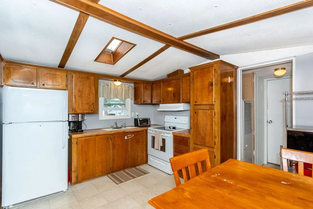 8 North Dewberry Lane Rochester NH 03867