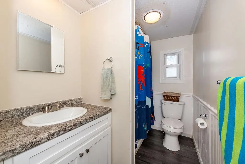 8 North Dewberry Lane Rochester NH 03867