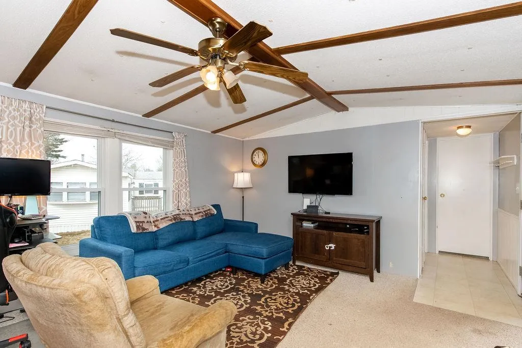 8 North Dewberry Lane Rochester NH 03867