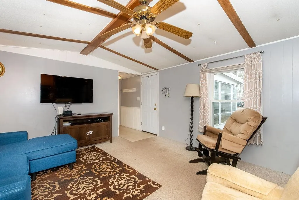 8 North Dewberry Lane Rochester NH 03867
