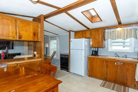 8 North Dewberry Lane Rochester NH 03867