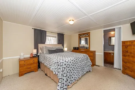 8 North Dewberry Lane Rochester NH 03867