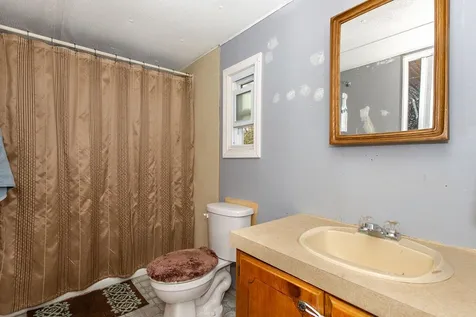 8 North Dewberry Lane Rochester NH 03867