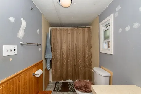 8 North Dewberry Lane Rochester NH 03867