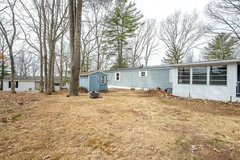 8 North Dewberry Lane Rochester NH 03867
