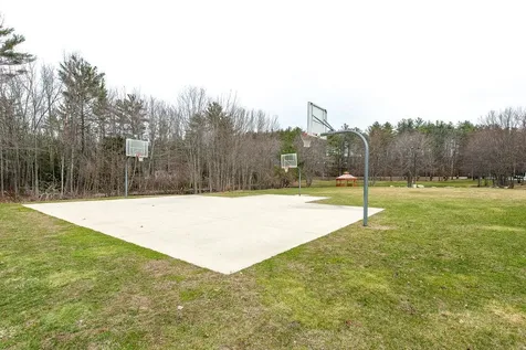 8 North Dewberry Lane Rochester NH 03867