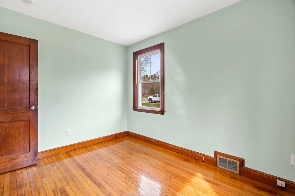 30 Centennial Street Seabrook NH 03874