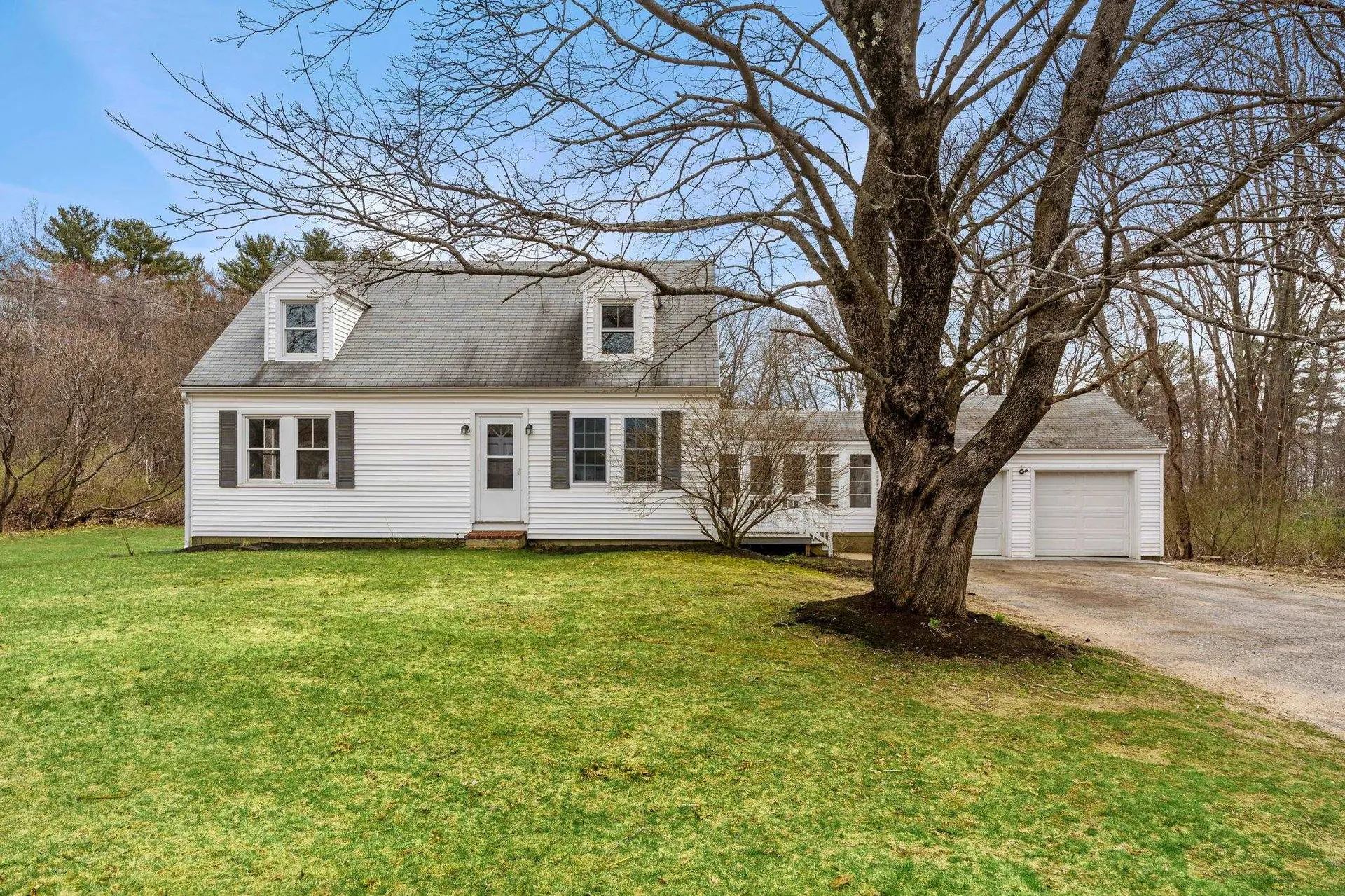 30 Centennial Street Seabrook NH 03874