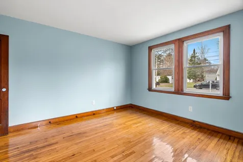 30 Centennial Street Seabrook NH 03874
