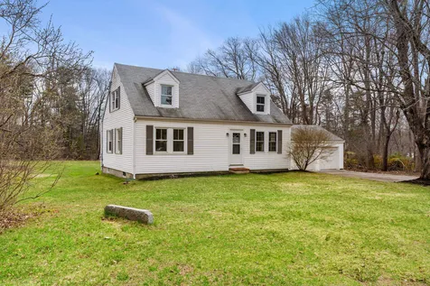 30 Centennial Street Seabrook NH 03874