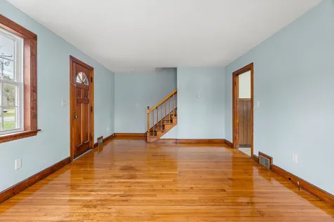 30 Centennial Street Seabrook NH 03874
