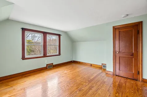 30 Centennial Street Seabrook NH 03874